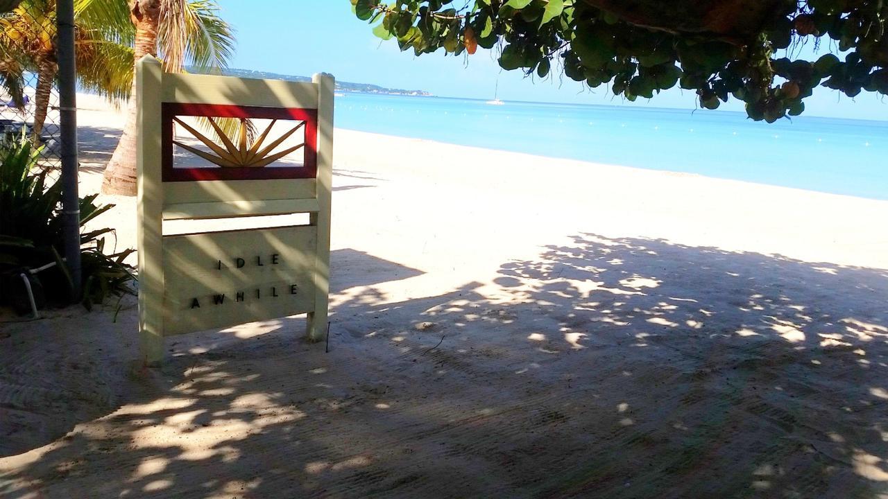 Hôtel Idle Awhile Beach à Negril Extérieur photo