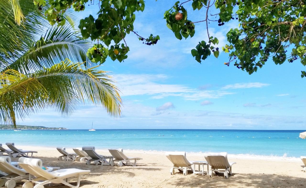 Hôtel Idle Awhile Beach à Negril Extérieur photo