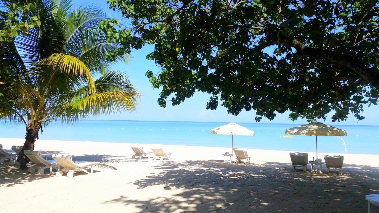 Hôtel Idle Awhile Beach à Negril Extérieur photo